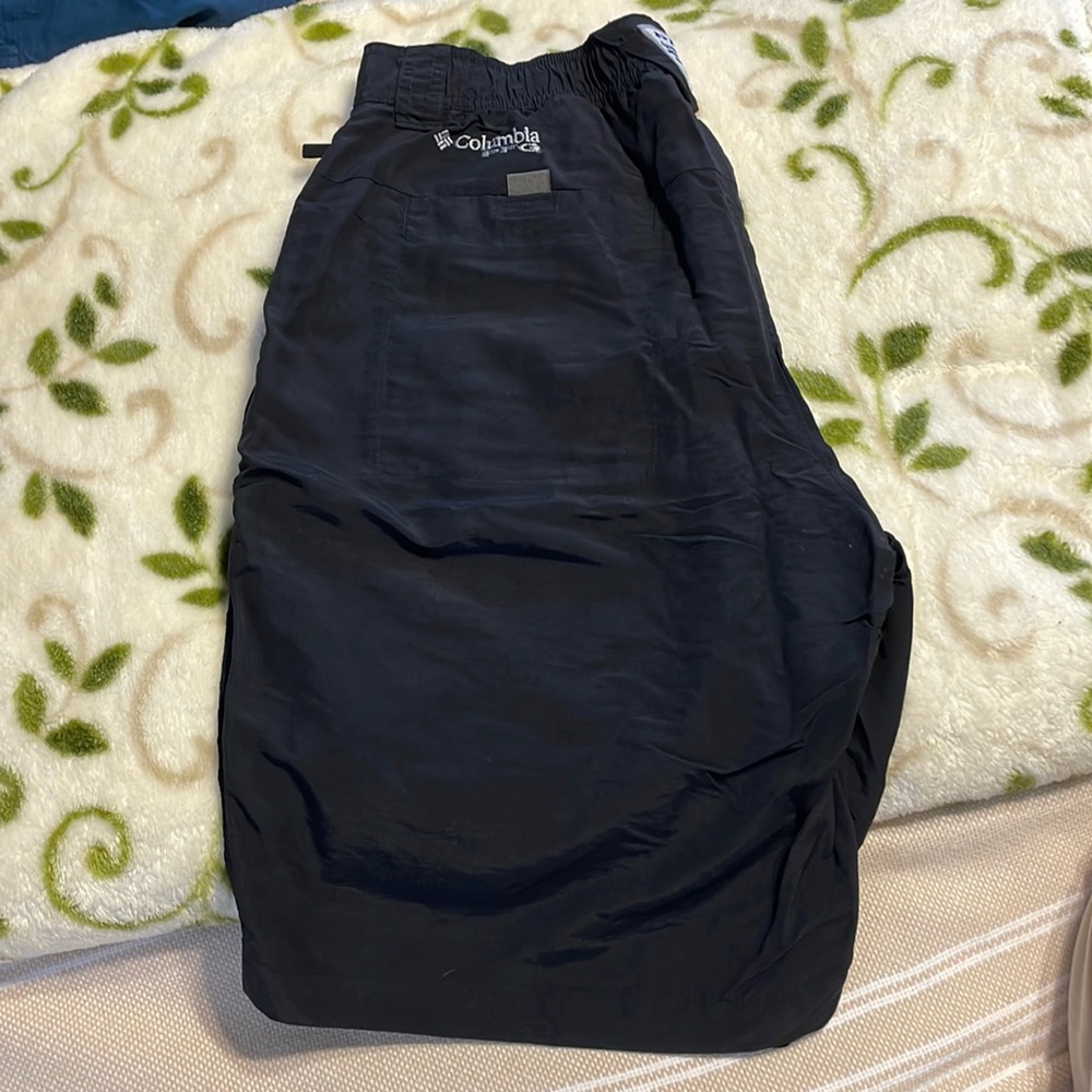 Columbia PFG shorts